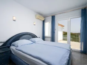 Alleinstehendes Ferienhaus mit Klimaanlage,  W-LAN, privatem Pool, Whirlpool, TV, Terrasse - Image 5