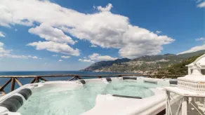 Entspannende Villa am Meer in Strandnähe, Maxi-Whirlpool, atemberaubende Aussicht und Parkplatz - Image 4