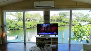 Splinterny renovering Sea Breeze Cottage med privat dok, adgang til Bimini Bay - Image 2