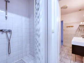 Hyggelig lejlighed i villa for 5 gæster med WIFI og TV - Image 3