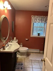 Welcome to Kennebunk! Pristine location, walk to town, kid and dog friendly! - Image 4