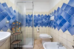 förtrollande havsutsikt och privat pool 100 meter från stranden gratis wifi - Image 5