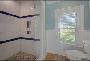 Maison enchanteur avec de belles vues sur la baie au coeur de Greenport Village - Image 4