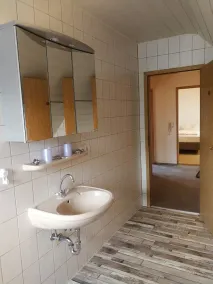 Comfortable and bright vacation apartment (67 m²) with free Wi-Fi - Image 2