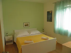 Three bedroom apartment with terrace Mirca, Brač (A-2838-a) - Image 3