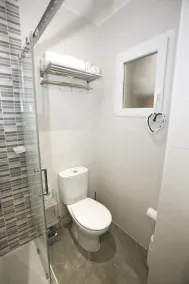 Casa Isa 1. Rent our Spanish home. 4 minutes walk to the beach / marina - Image 4