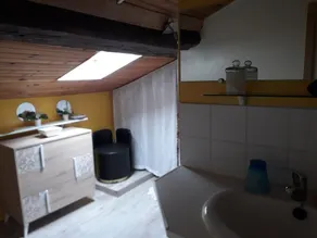 T 3 attic in character house - Image 2
