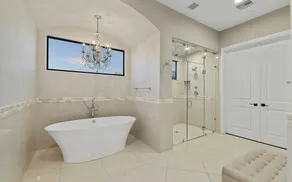 6BR Luxury Villa with Heated Pool, Spa, Pizza Oven & Mountain Views - Image 3