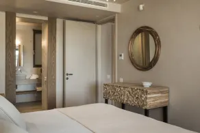 Zeus Exclusive Villas - Image 2