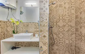 Encantadora villa de 3 dormitorios con capacidad para 6+2 personas, con piscina y vistas impresionantes. - Image 2