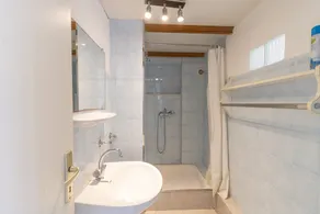 Apartamento \"Le Zini\" com vista mar, Wi-Fi e ar condicionado - Image 2