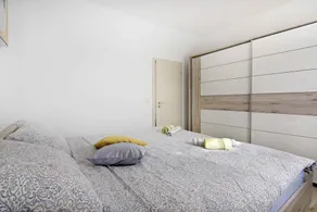Holiday apartment for 4 people with air conditioning near the sea - Image 5
