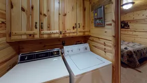 Standing Bear Lodge in the Upper Valley - Image 2