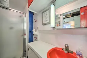 NEU! Schöne Lakefront Cottage für Familien und Haustiere! - Image 3