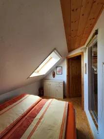 idilliaco, soleggiato appartamento al laghetto naturale e con camino - Image 5