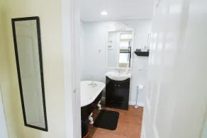 Rare find! Spacious home near wedding venues & CB/OMA. Perfect for entertaining! - Image 3