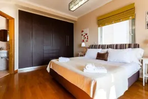 Sunset Paradise - Verga's Utimate Seaview Getaway - Image 4
