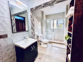 Exclusive Beachfront Mediterranean Villa near Tema - Image 4