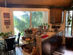 Round Cabin - 5 min to Bedford - Deck - Hike- Golf - Across Omni Bedford Springs - Image 5