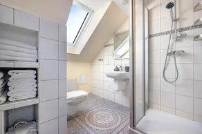 Appartamento vacanze 'Dachgeschosswohnung Wohllebe' con WLAN e aria condizionata - Image 4