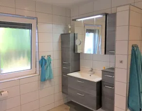 65qm große barrierefreie Ferienwohnung mit Fußbodenheizung und Garten für 2 Personen plus Kind - Image 4