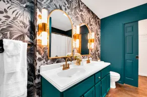 The Jade | Stunning, On Walking Path w Hot tub & Pool - Image 3