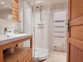 Renovated cottage with enclosed garden in Boissets - Image 3