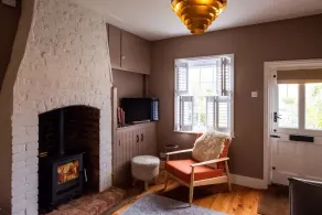 Bloom Cottage - Image 2