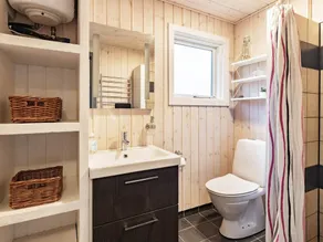 4 person holiday home in Roslev - Image 2