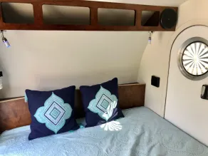 Glamping in a teardrop trailer - Image 4