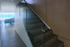 The Penthouse - Amazing Ocean Views, Opposite Beach & Park, Wi-Fi & Parking - Image 2