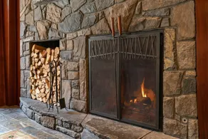 Rustic & Cozy Getaway |Amazing Cave-inspired +Pool - Image 5
