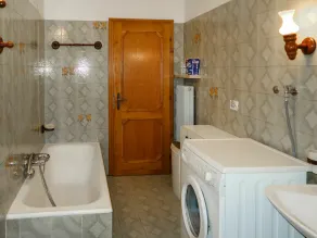 Schöne Wohnung für 6 Personen mit  W-LAN, TV, Innenhof und Haustiere erlaubt - Image 3