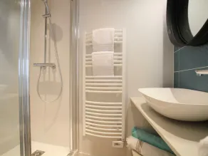 1. OG Wohnung Meerblick mit Parkplatz - Image 3