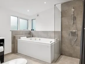 \"Zezilie\" - 500m from the sea by Interhome - Image 4