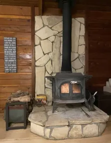 Superbe cabane dans un arbre isolé avec des vues spectaculaires - Image 2