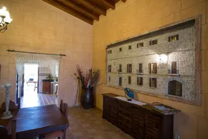 Spacious House with Tennis Court, Pool and Wi-Fi - Image 5