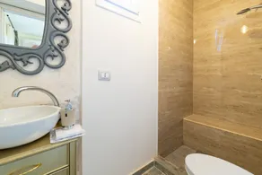 Boutique Villa with Pool and Seaview. Very close Aventura Park. AC in each room. - Image 5