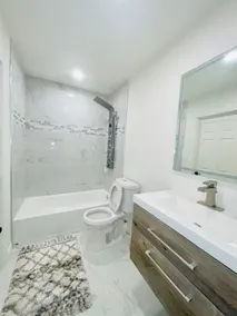 45% OFF Upland 2 Master Bedrooms W/ Yard - Close To Airport & Colleges - Image 3