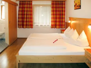 Bonito apartamento en villa para 2 personas con WIFI, TV y terraza - Image 4