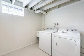 Bright, Beautiful & Cozy 4BR/2BA Plymouth Getaway! - Image 2