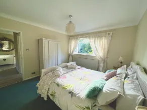 Gorgeous Hillside Hideaway in Gloucestershire - Image 5
