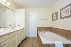 Beautiful Gulf Front Condo - The Oasis 406 formerly Phoenix West II - Image 2