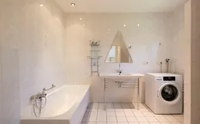 Torenweg 13 bangalô de férias com jardim ideal em localização privilegiada - Image 3