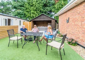 Appartement avec jardin et jacuzzi - Image 3