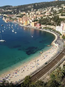 Villefranche village centre, 3 bedroom, waterfront, large, quiet, No stairs - Image 5