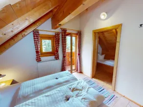 Chalet in Wildkogel Near Ski Slopes & Pool - Image 4