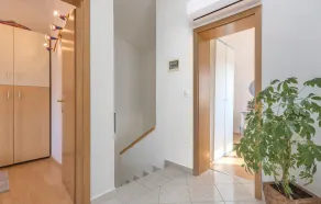 Beautiful apartment in Marcana with WiFi - Image 2