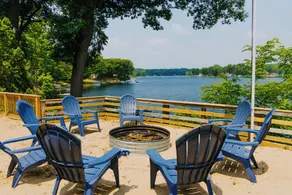 Lake Retreat for Large Gatherings - Image 4