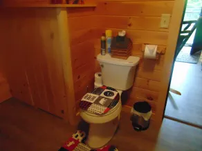 Perfect for a peaceful get away in clean fresh Vermont air! - Image 4